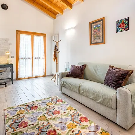 Apartment Casenuove Viletta Indipendente A 10 Min Da Parma Case Nuove (Emilia-Romagna)