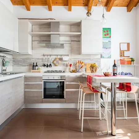 Casenuove Viletta Indipendente A 10 Min Da Parma Apartment